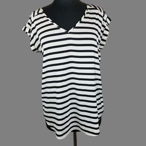 Express Tee Top White Black Stripes V Neck